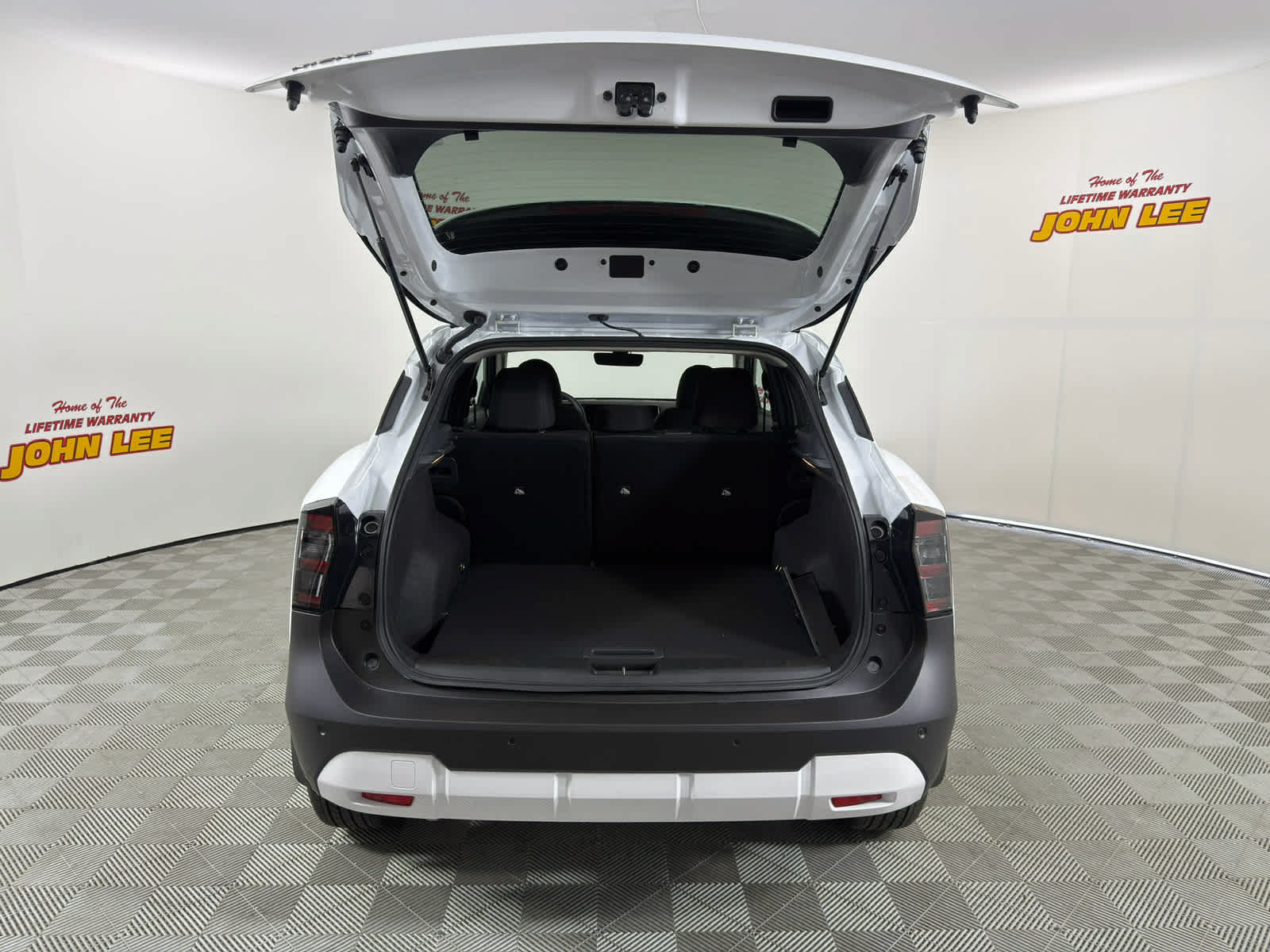 New 2026 Nissan Kicks SV w/ SV Premium Package FWD image 5