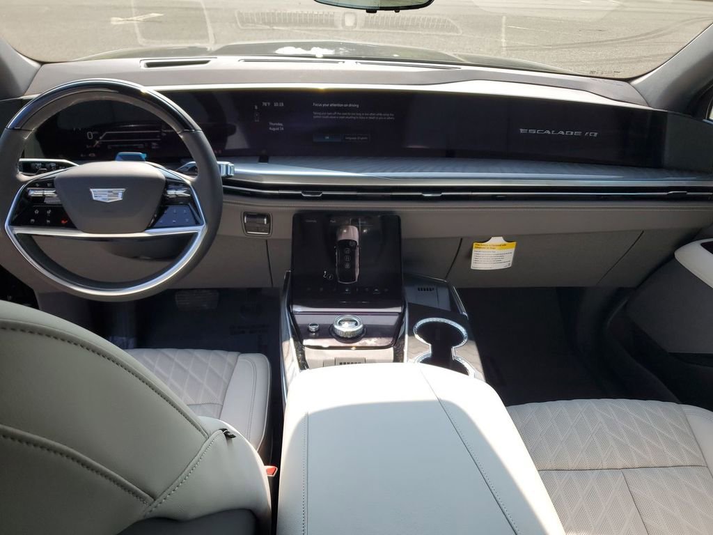 New 2026 Cadillac Escalade IQ Luxury 1 image 20