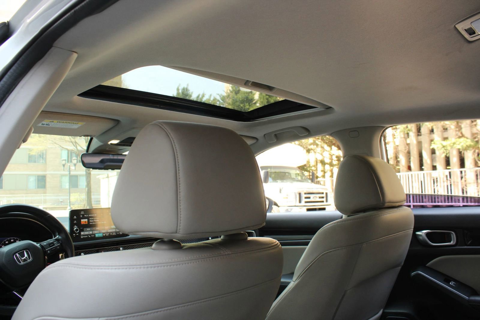 Used 2022 Honda Civic Touring image 23