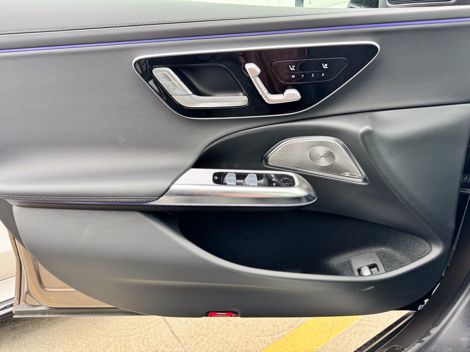 New 2025 Mercedes-Benz E 450 4MATIC All-Terrain Wagon image 11