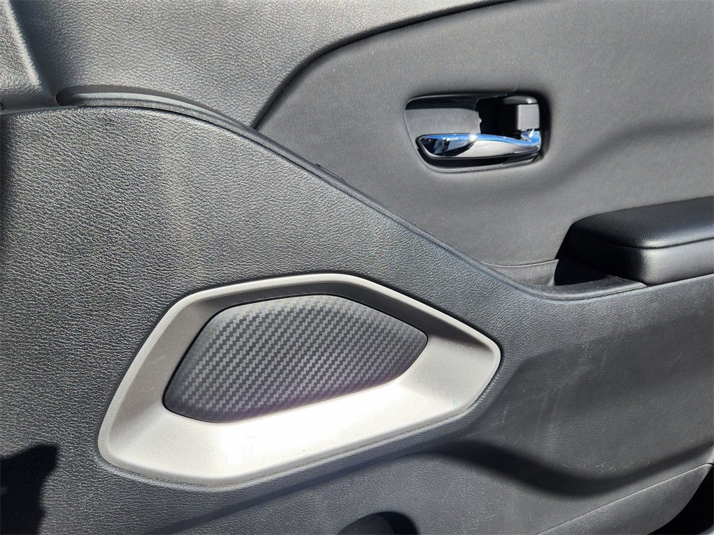 Used 2024 Nissan Frontier SV w/ SV Convenience Package image 18