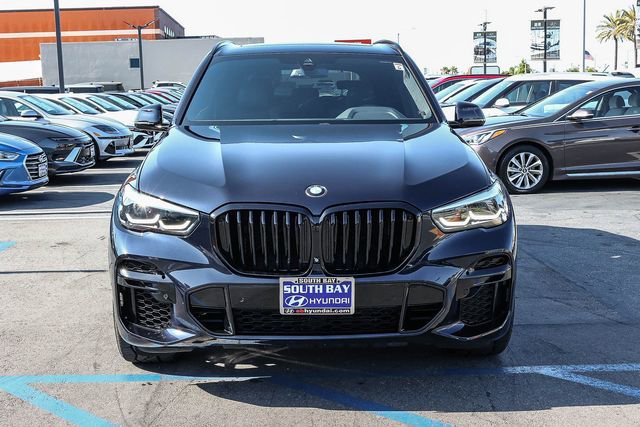 Used 2022 BMW X5 sDrive40i w/ M Sport Package RWD image 2