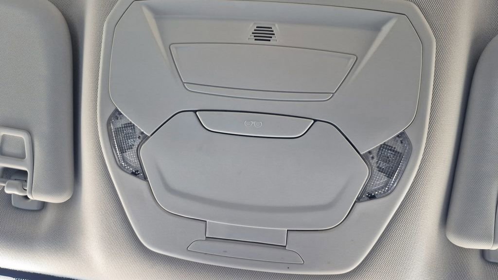 Used 2018 Ford Escape SEL image 26