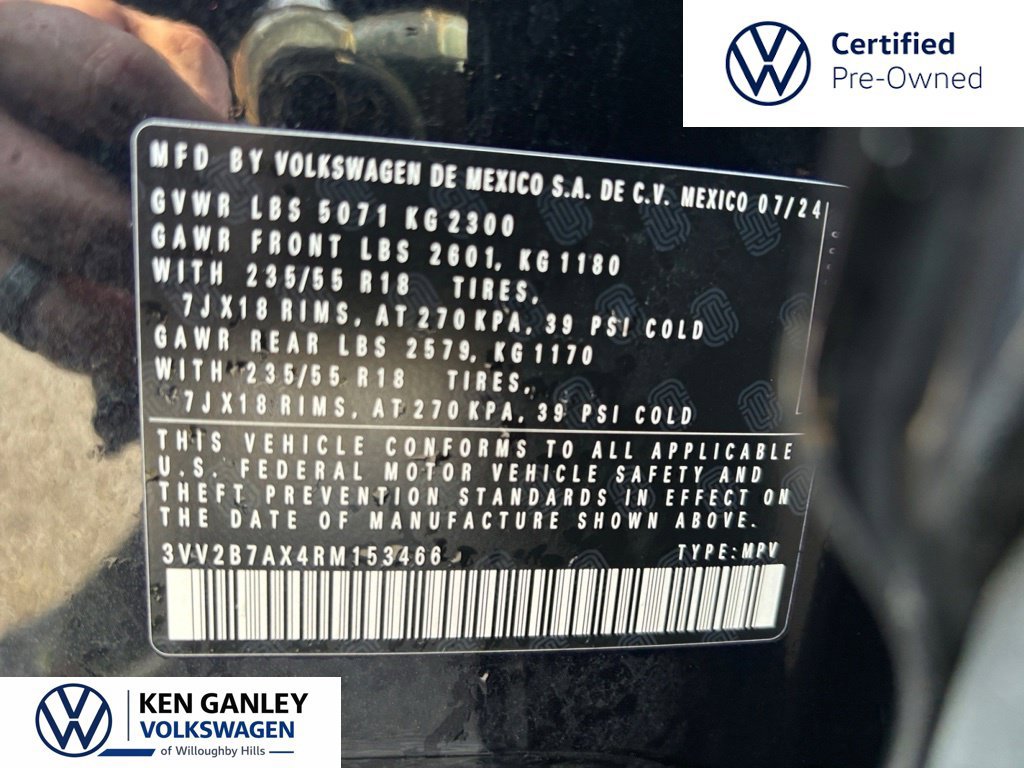 Used 2024 Volkswagen Tiguan SE AWD/4WD image 11