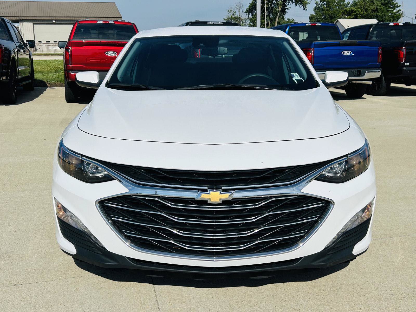 Used 2024 Chevrolet Malibu LT FWD image 30