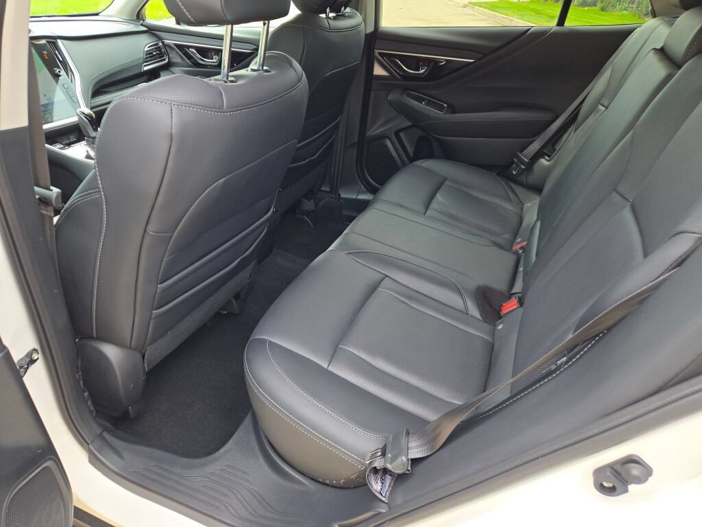 Used 2024 Subaru Outback Limited AWD/4WD image 18