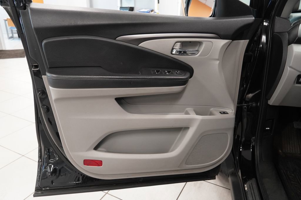 Used 2018 Honda Pilot EX-L image 18