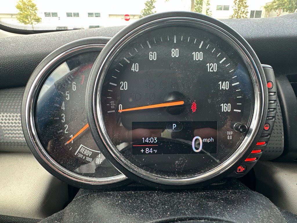 Used 2016 MINI Cooper 4-Door Hardtop FWD image 15