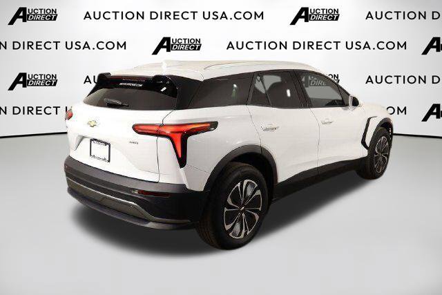 Used 2024 Chevrolet Blazer EV LT AWD/4WD image 57