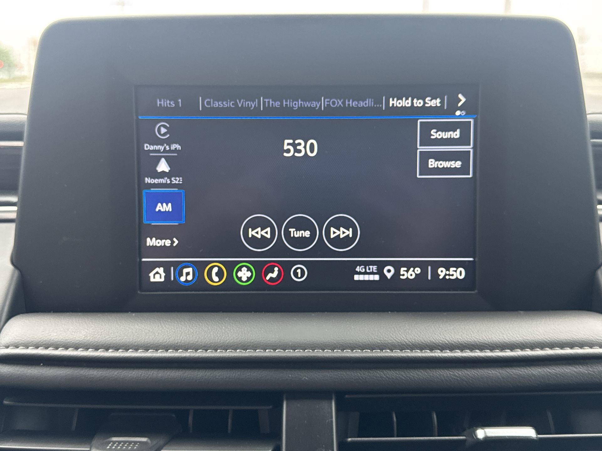 Certified 2024 Chevrolet Suburban LS RWD image 16