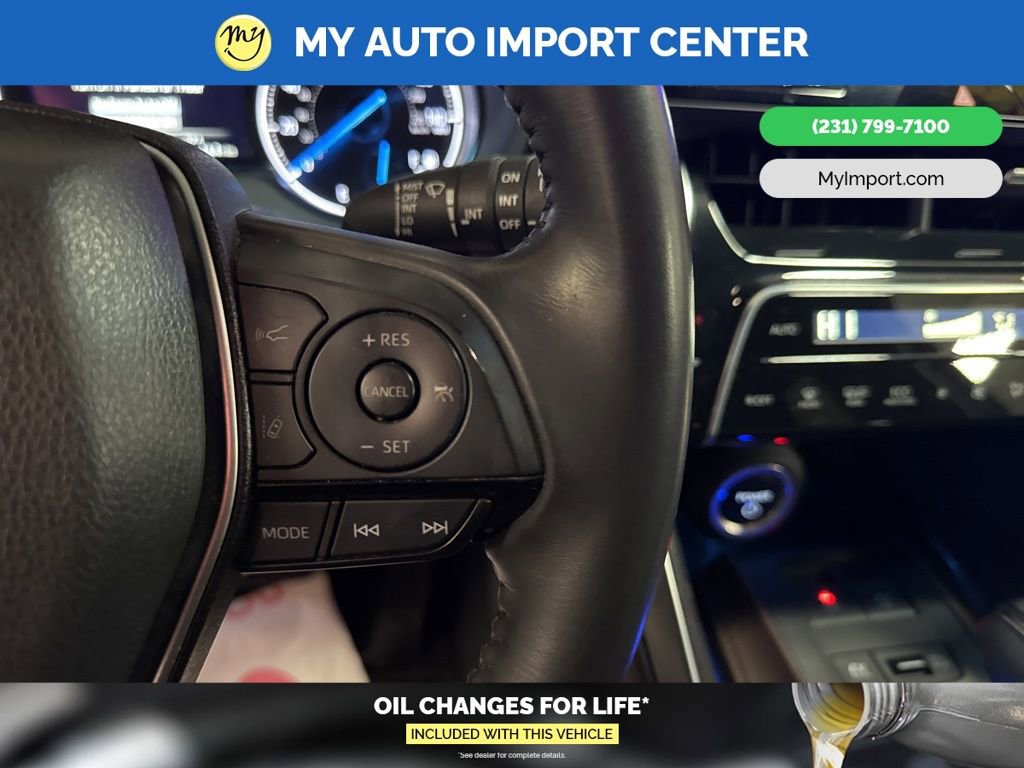 Used 2023 Toyota Venza XLE image 17