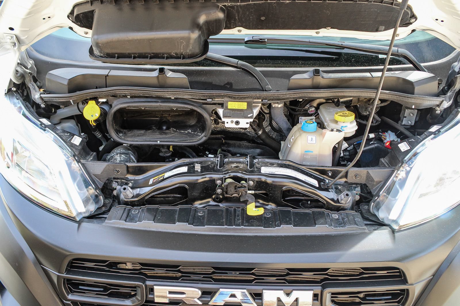 Used 2024 RAM ProMaster 2500 FWD image 28
