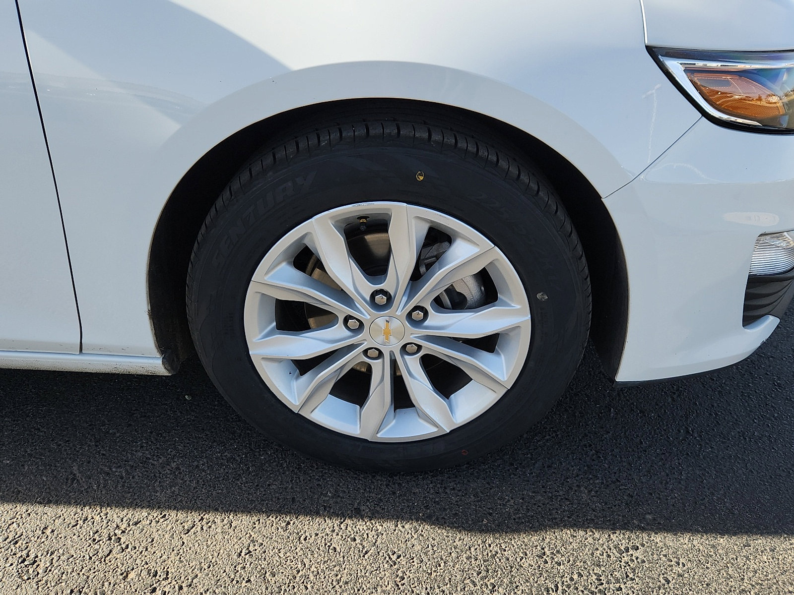 Used 2024 Chevrolet Malibu LT image 9