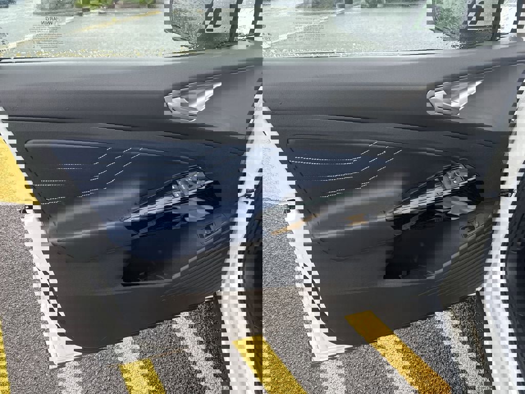 New 2025 Volkswagen ID.4 Pro S Plus image 23