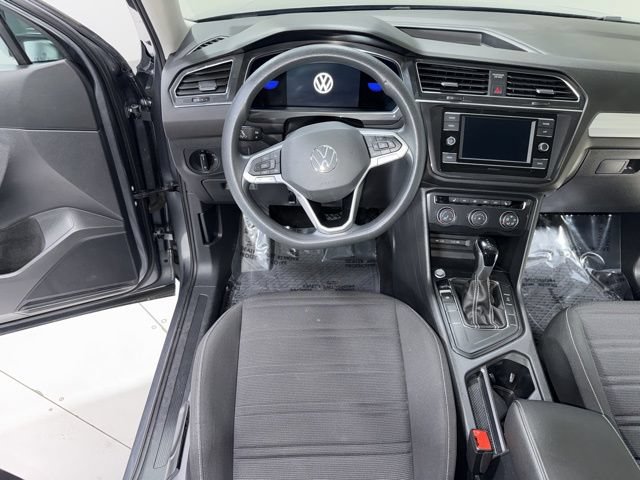 Used 2023 Volkswagen Tiguan S FWD image 16