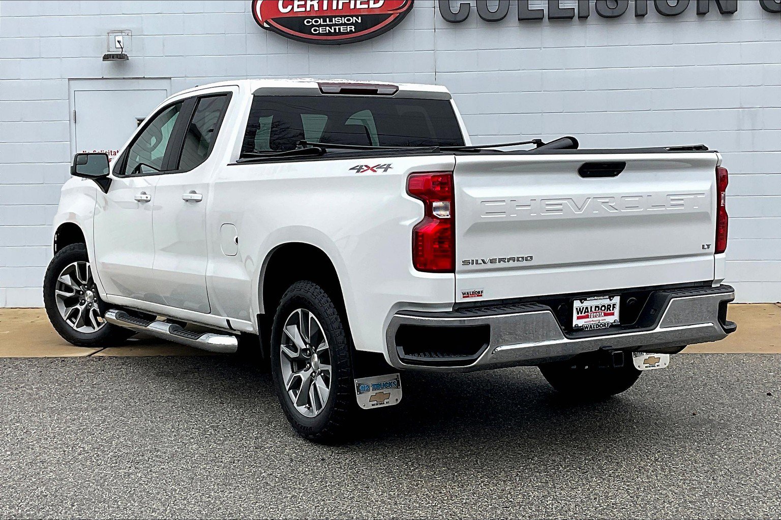 Used 2019 Chevrolet Silverado 1500 LT w/ All-Star Edition AWD/4WD image 15
