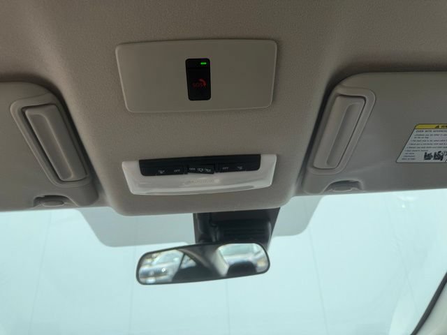 Certified 2025 Nissan Versa SR w/ Trunk Package FWD image 16