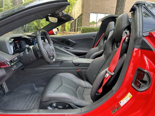 Used 2024 Chevrolet Corvette Z06 w/ Z07 Performance Package RWD image 21