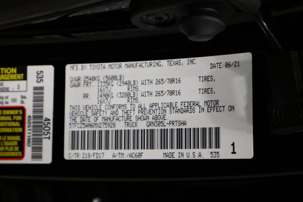 Used 2021 Toyota Tacoma TRD Off-Road w/ Technology Package image 33