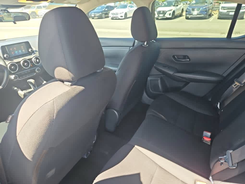 Used 2025 Nissan Sentra S FWD image 11