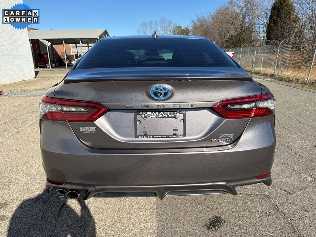 Used 2023 Toyota Camry XSE image 3