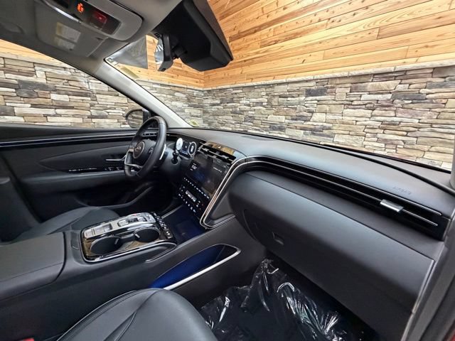Used 2023 Hyundai Tucson Limited w/ Cargo Package AWD/4WD image 15