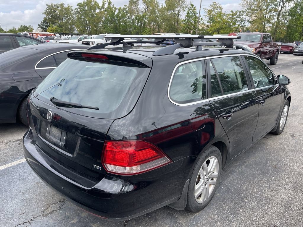 Used 2011 Volkswagen Jetta TDI FWD image 8