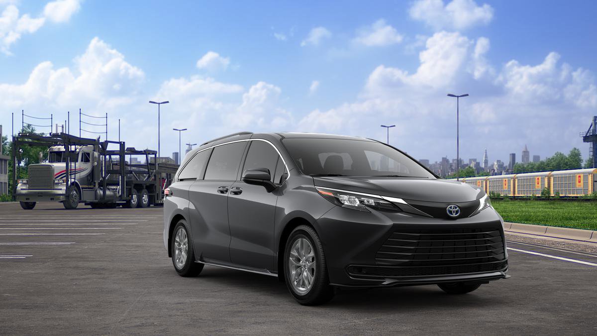 New 2025 Toyota Sienna LE image 37