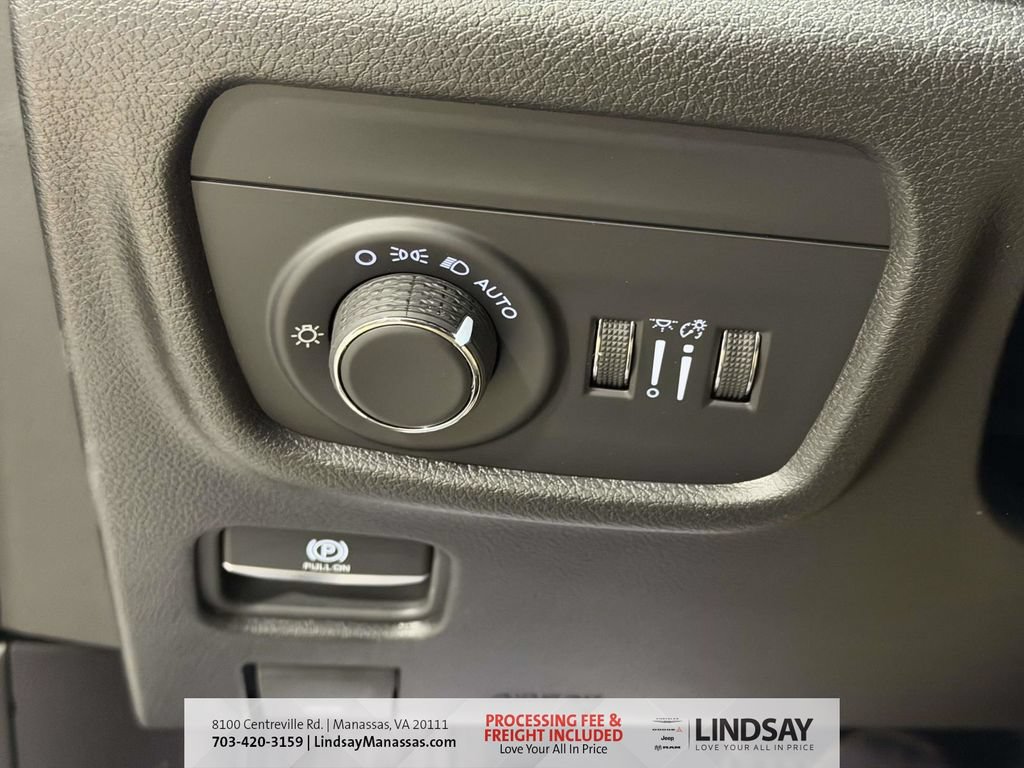 New 2026 Jeep Grand Cherokee Altitude AWD/4WD image 23