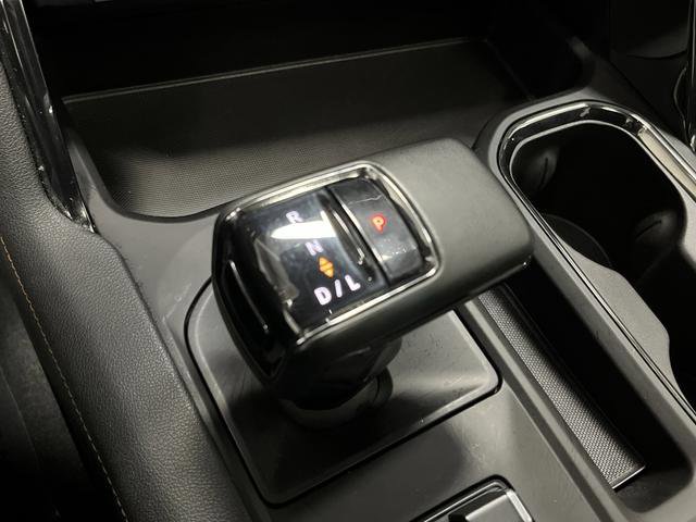 Used 2023 GMC Sierra 1500 AT4 w/ Technology Package image 22