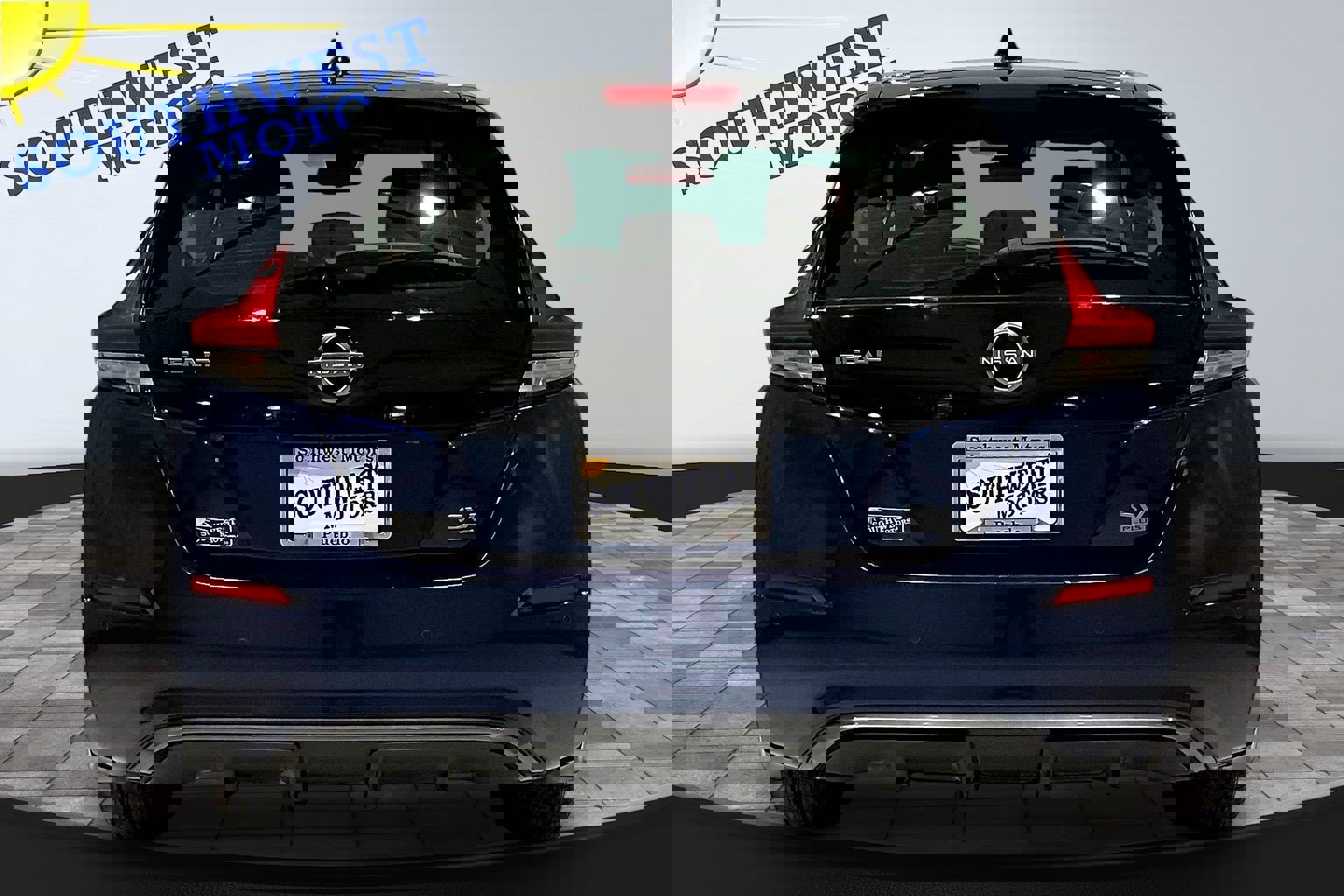 Used 2024 Nissan Leaf SV Plus image 5