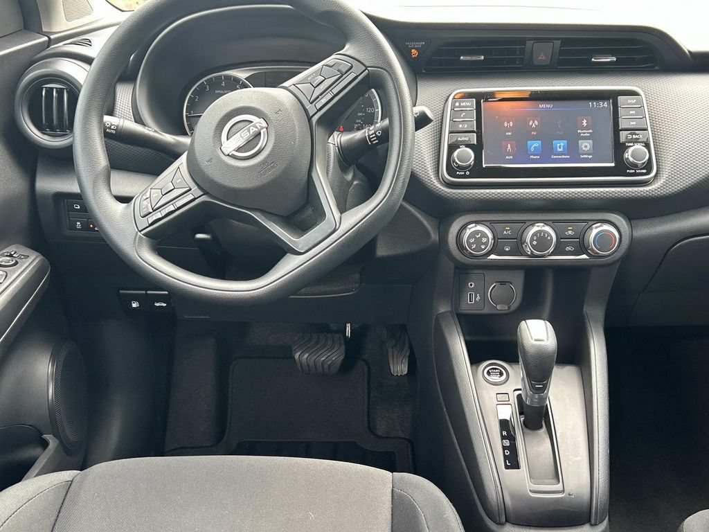 Certified 2025 Nissan Kicks Play S FWD image 22