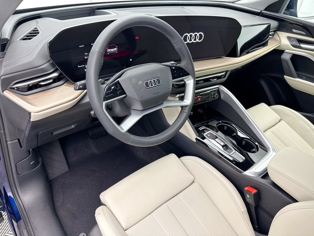 Used 2025 Audi Q5 Premium Plus w/ Premium Plus AWD/4WD image 10