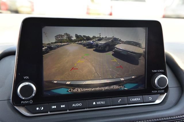 Used 2023 Nissan Rogue SV AWD/4WD image 12