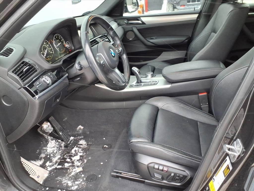 Used 2018 BMW X4 M40i image 10