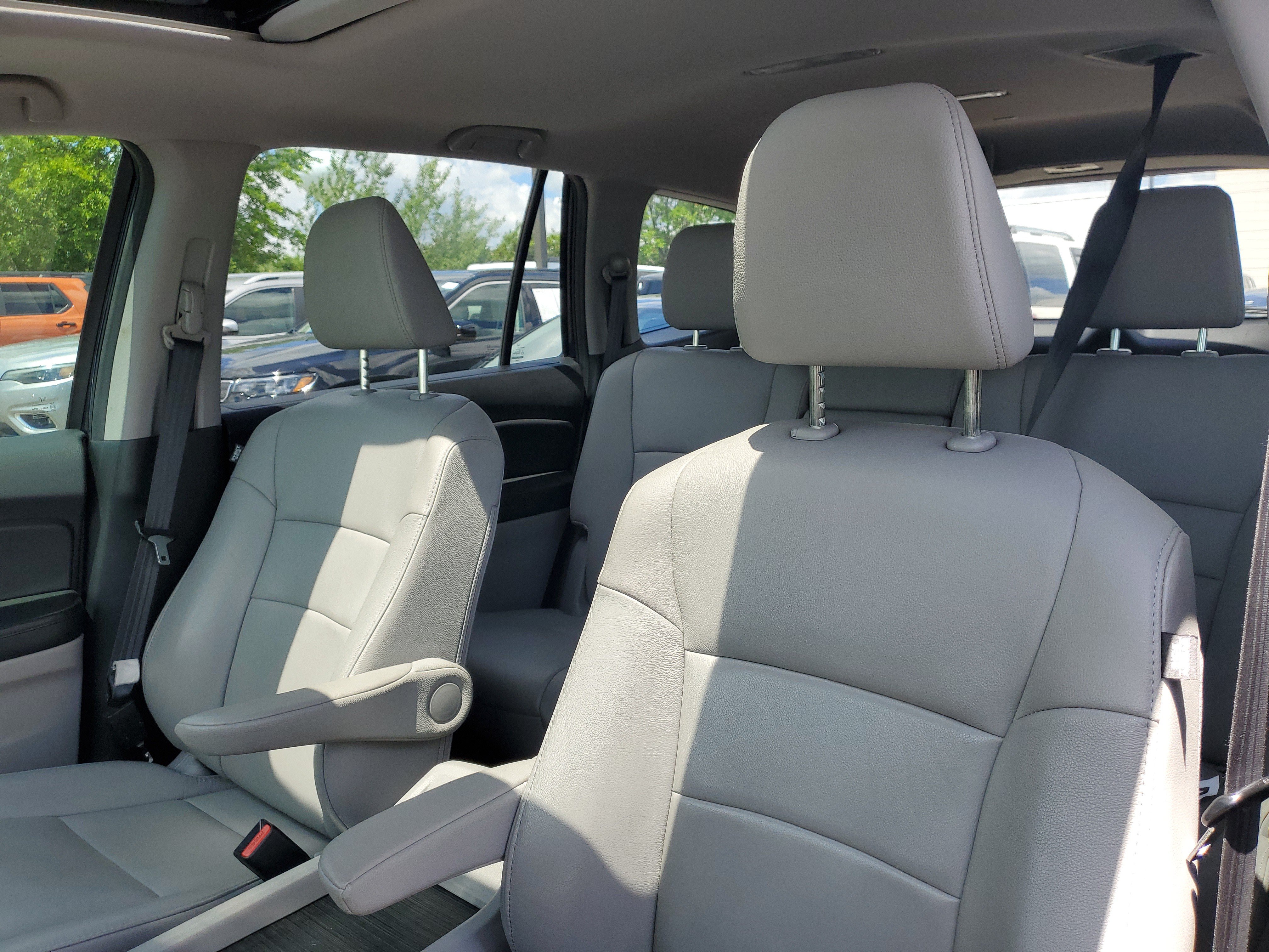 Certified 2018 Honda Pilot EX-L image 12