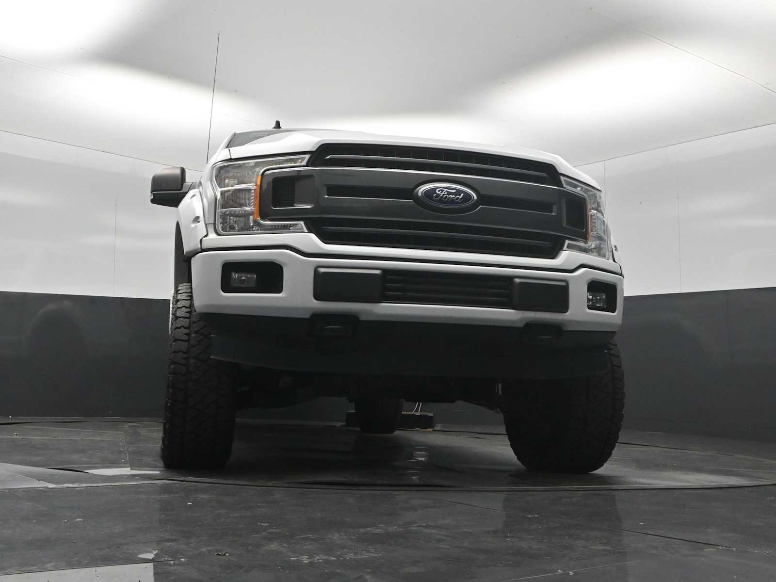 Certified 2019 Ford F150 XLT w/ Equipment Group 302A Luxury AWD/4WD image 18