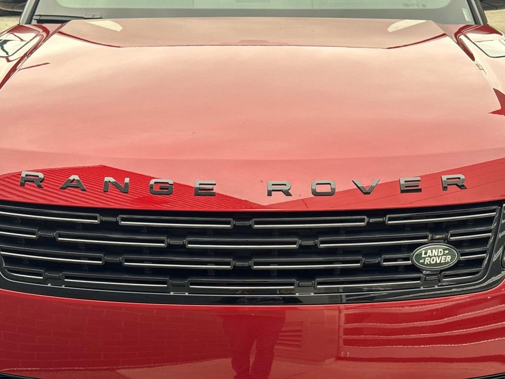 New 2026 Land Rover Range Rover Sport Dynamic SE image 11