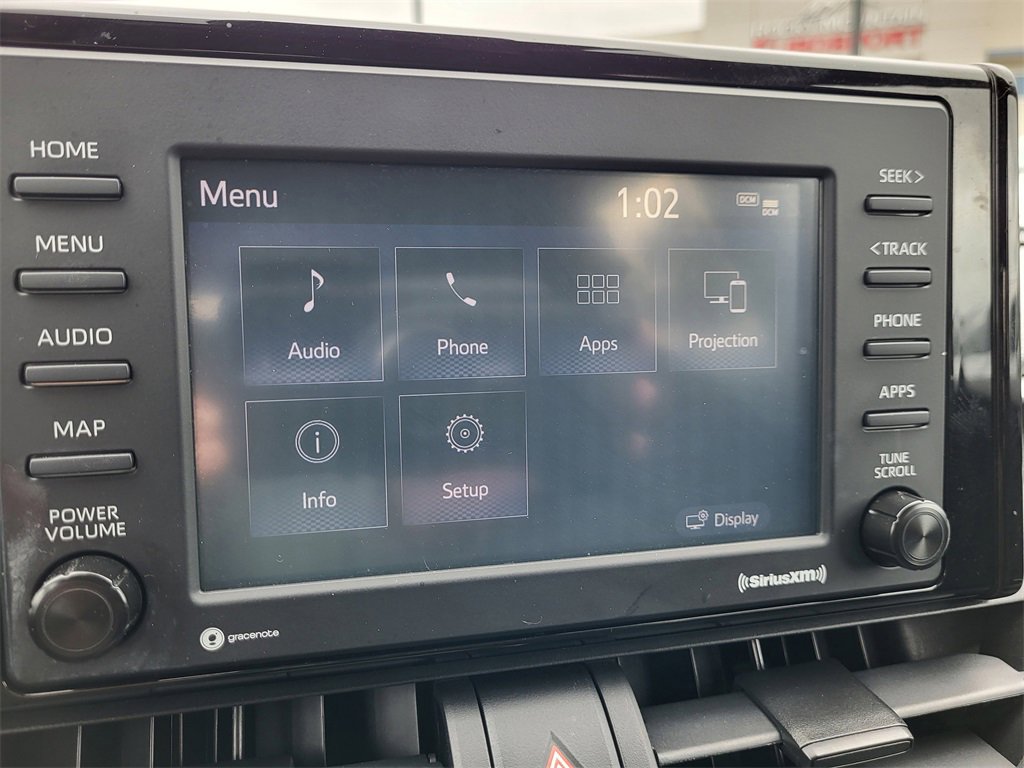 Used 2020 Toyota RAV4 XLE image 15