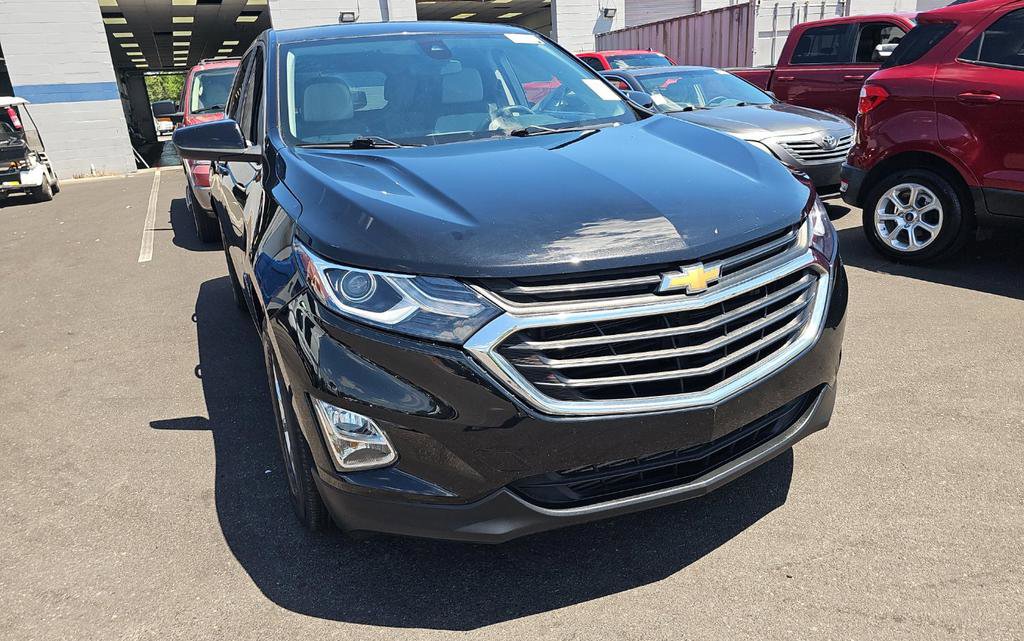 Used 2021 Chevrolet Equinox LT w/ Driver Convenience Package image 2