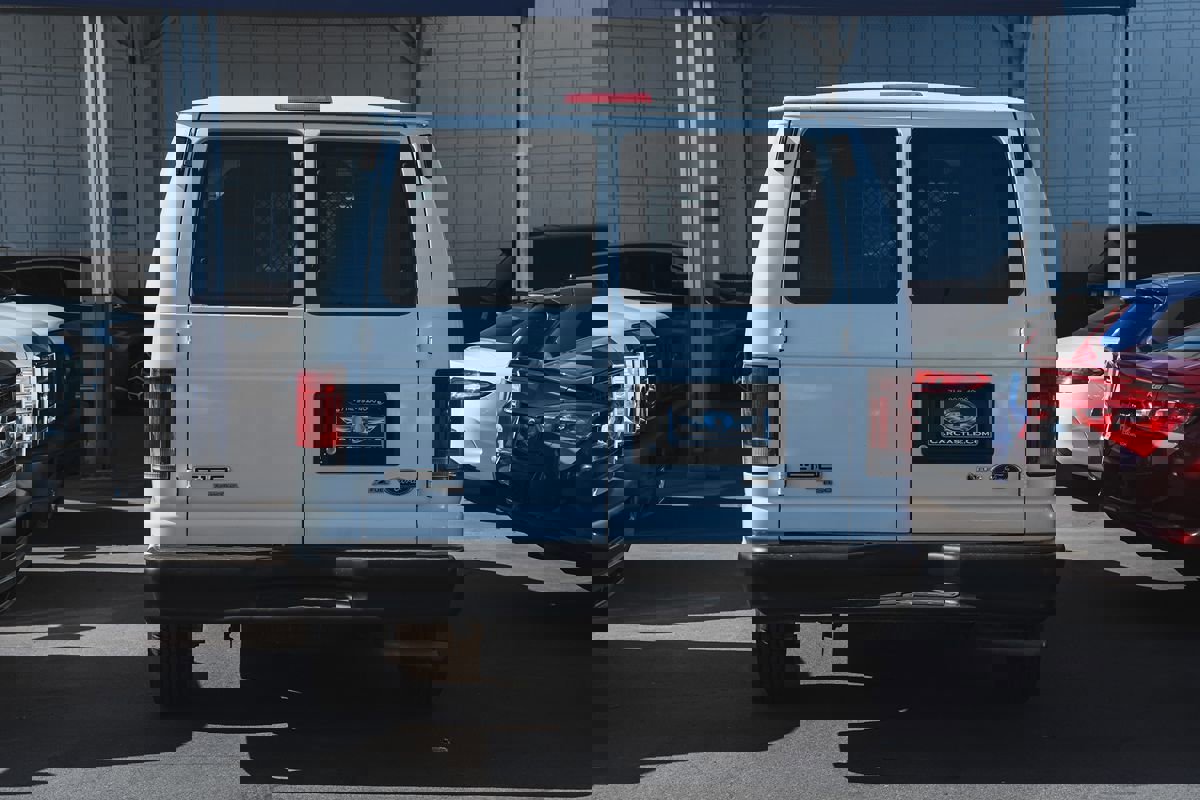 Used 2013 Ford E-150 and Econoline 150 image 7
