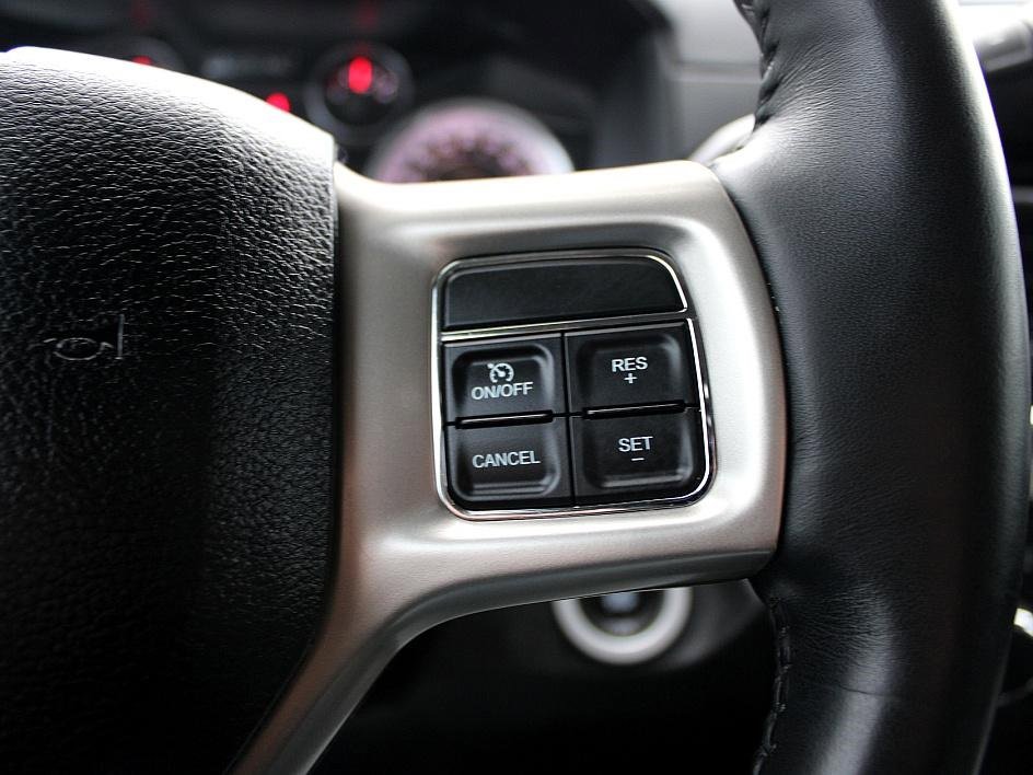 Used 2016 RAM 2500 Laramie image 9