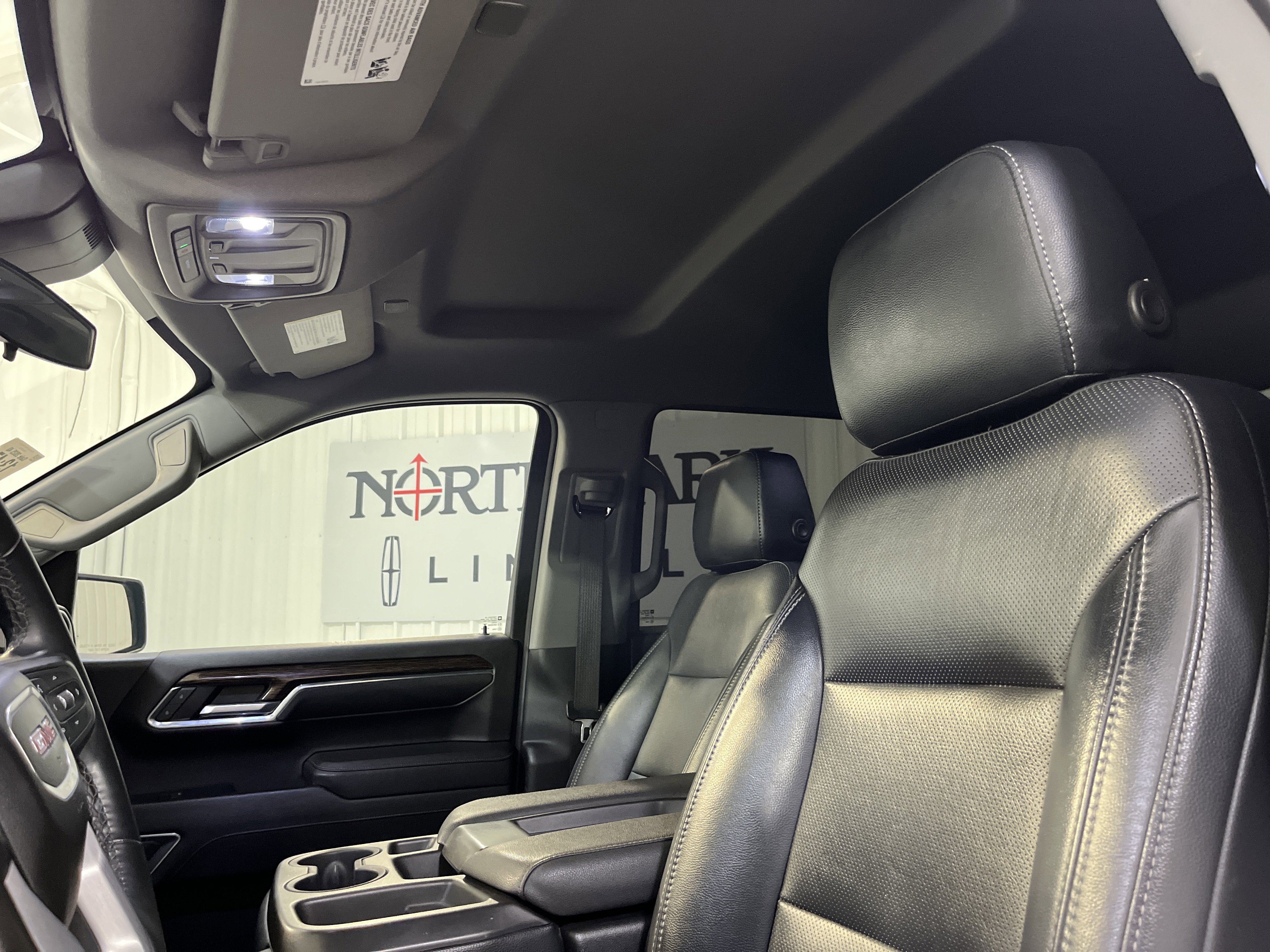 Used 2023 GMC Sierra 1500 Elevation w/ X31 Off-Road Package image 11