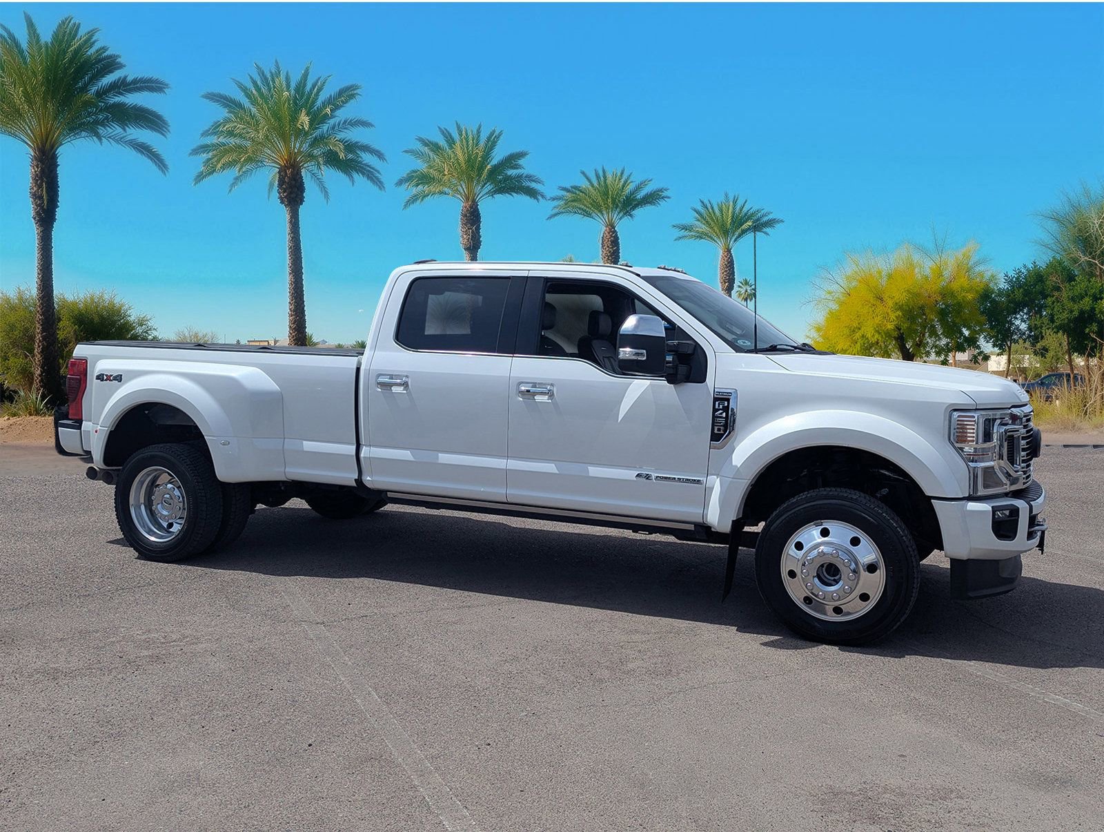 Certified 2022 Ford F450 Platinum AWD/4WD image 5