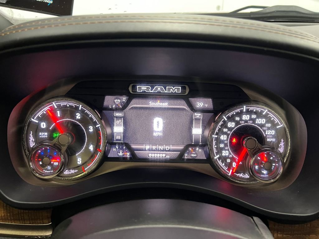 Used 2019 RAM 3500 Limited image 15