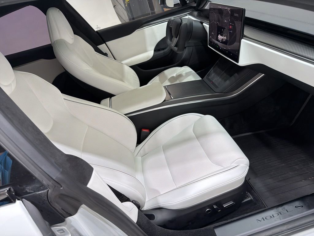 Used 2022 Tesla Model S Plaid image 32