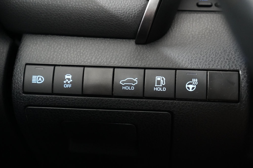 Used 2024 Toyota Camry SE FWD image 28