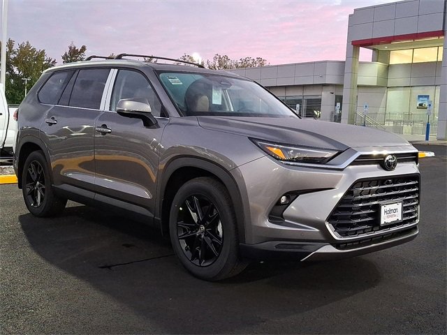New 2026 Toyota Grand Highlander Platinum image 2