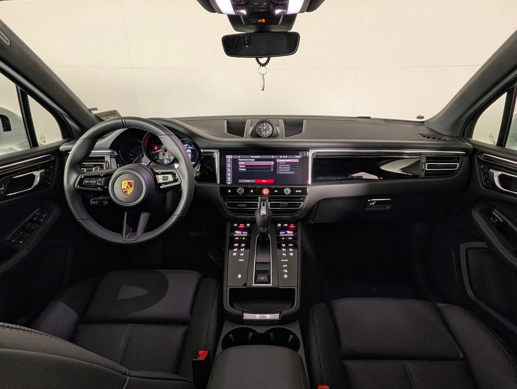 New 2026 Porsche Macan AWD/4WD image 20