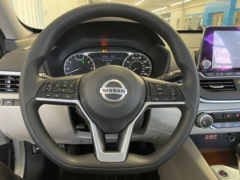 Used 2020 Nissan Altima 2.5 S FWD image 14